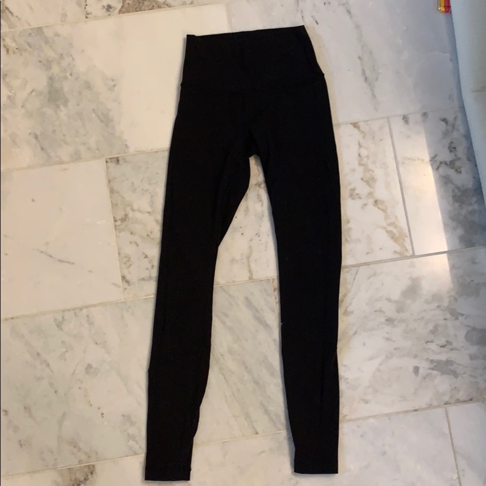 Lululemon wunder under tights